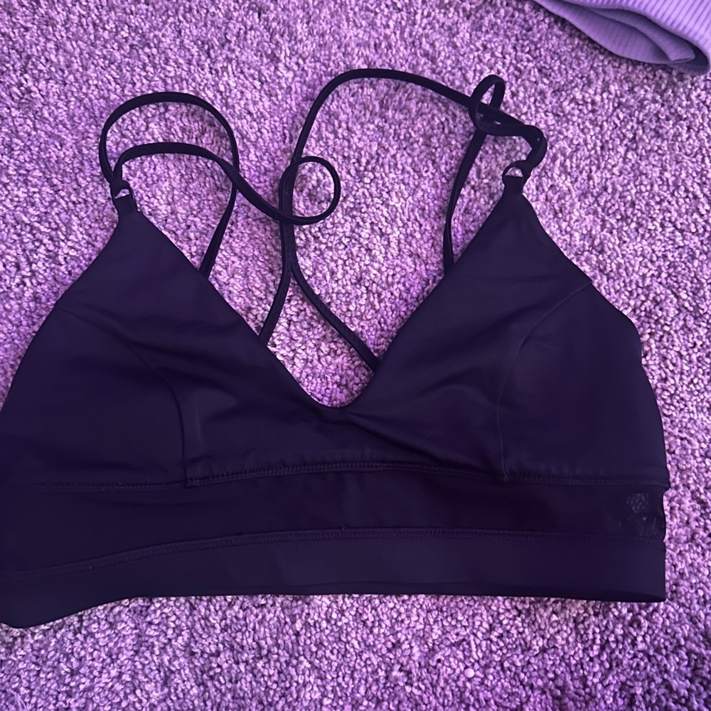 lululemon sports bra